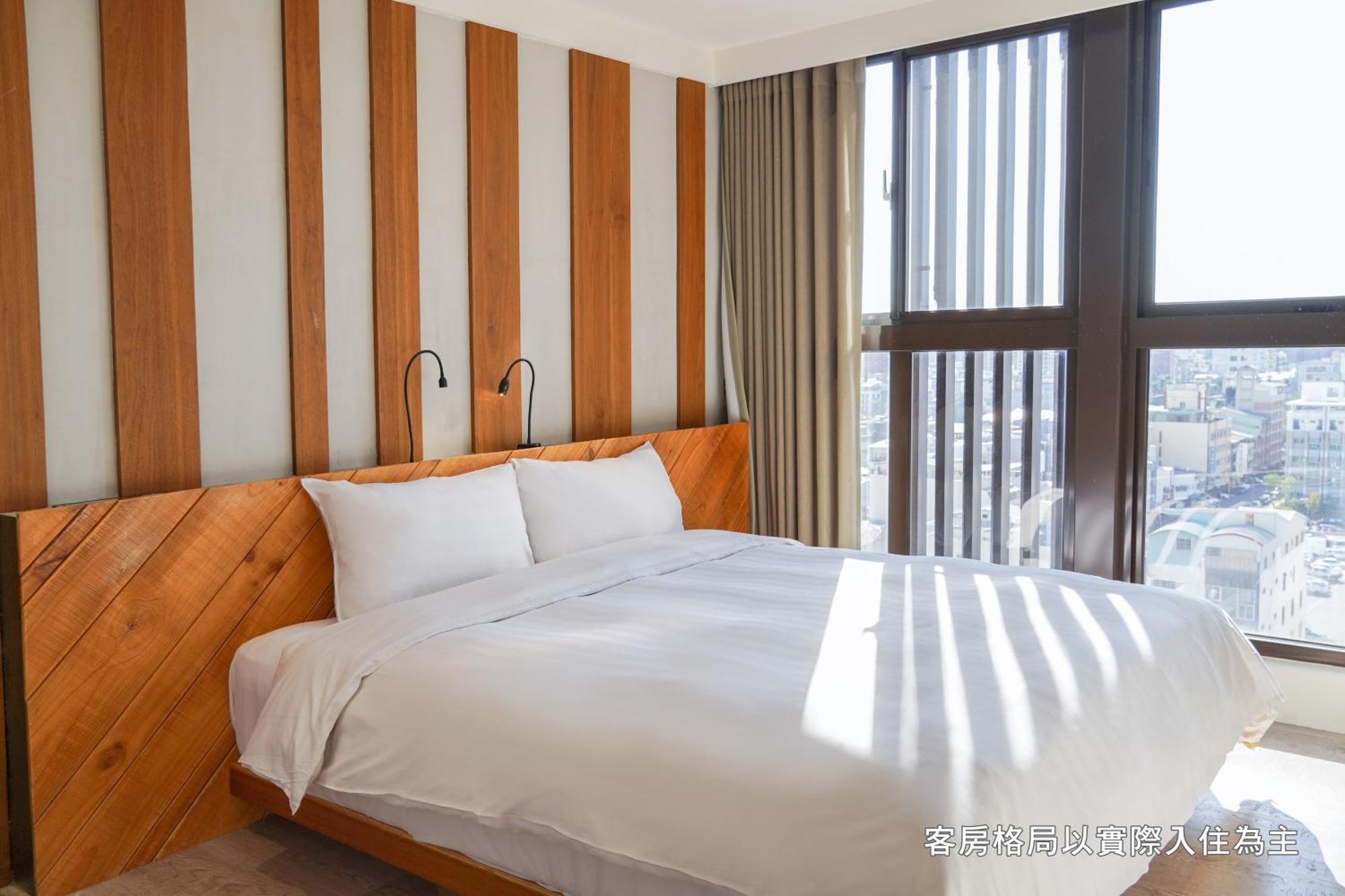 Central Land Hotel Taichung Exterior foto