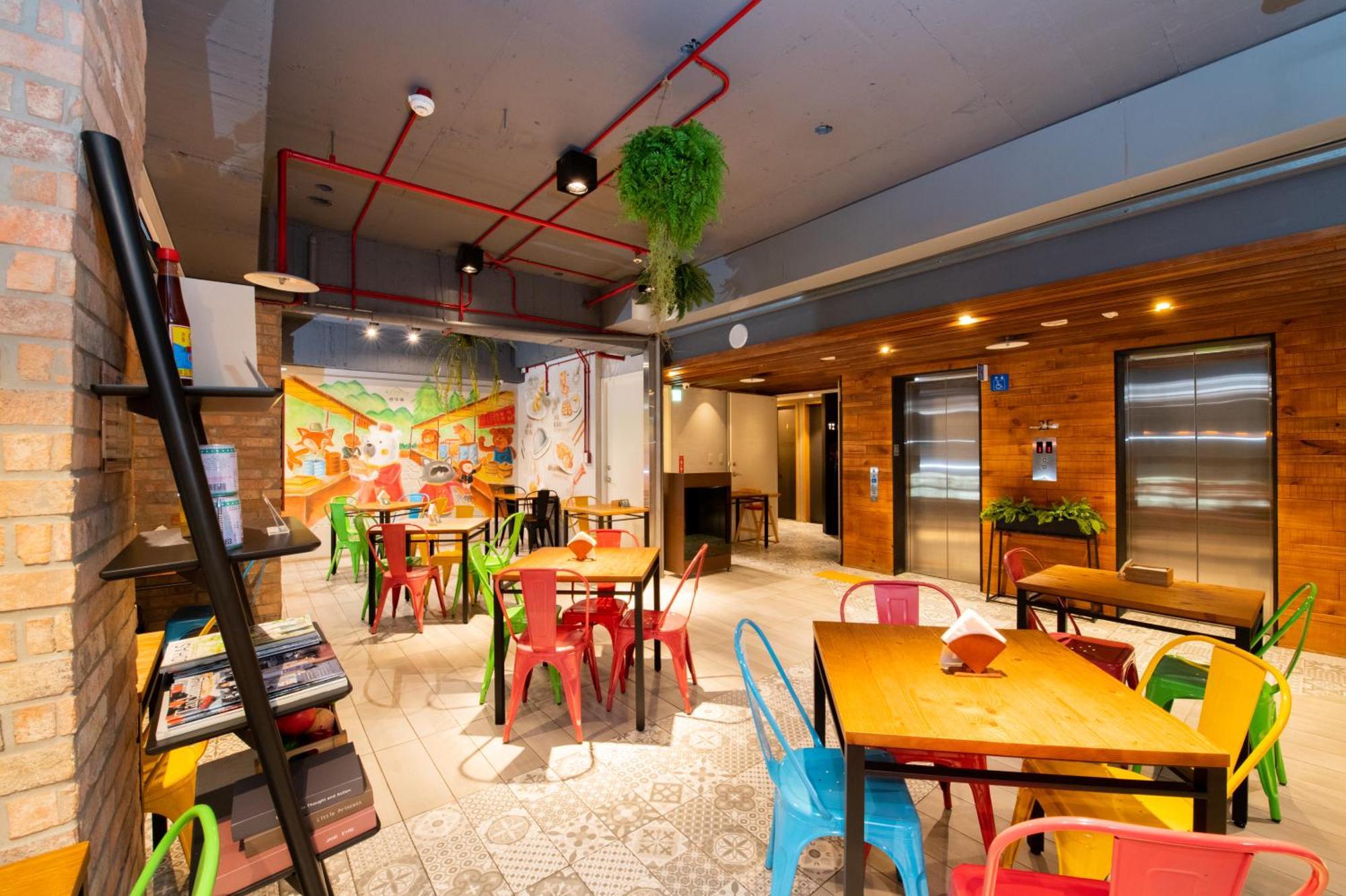 Central Land Hotel Taichung Exterior foto