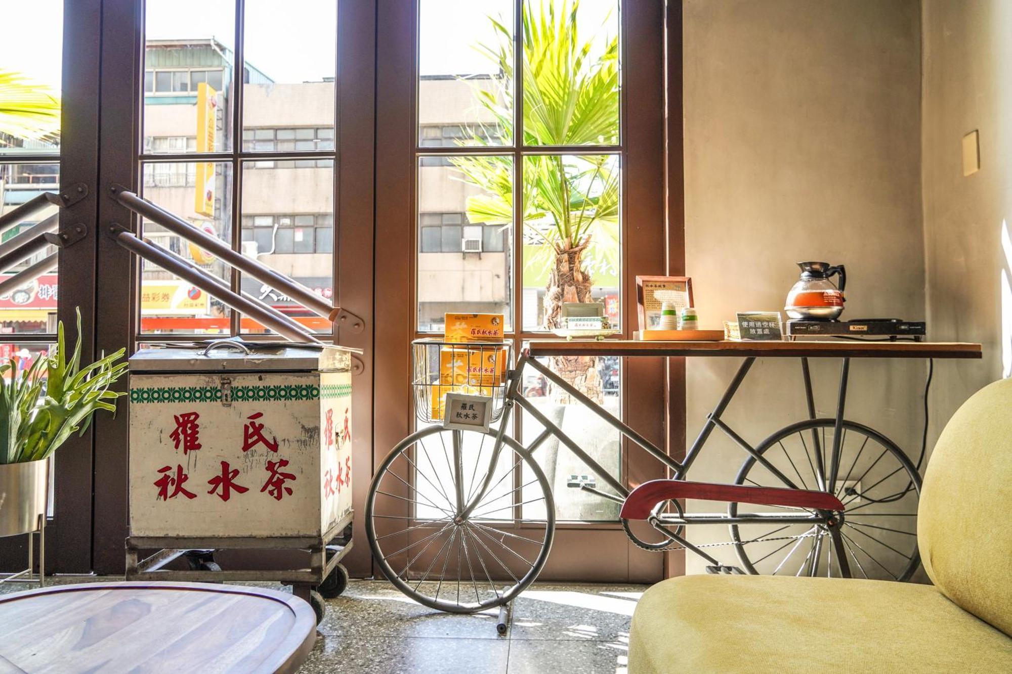Central Land Hotel Taichung Exterior foto